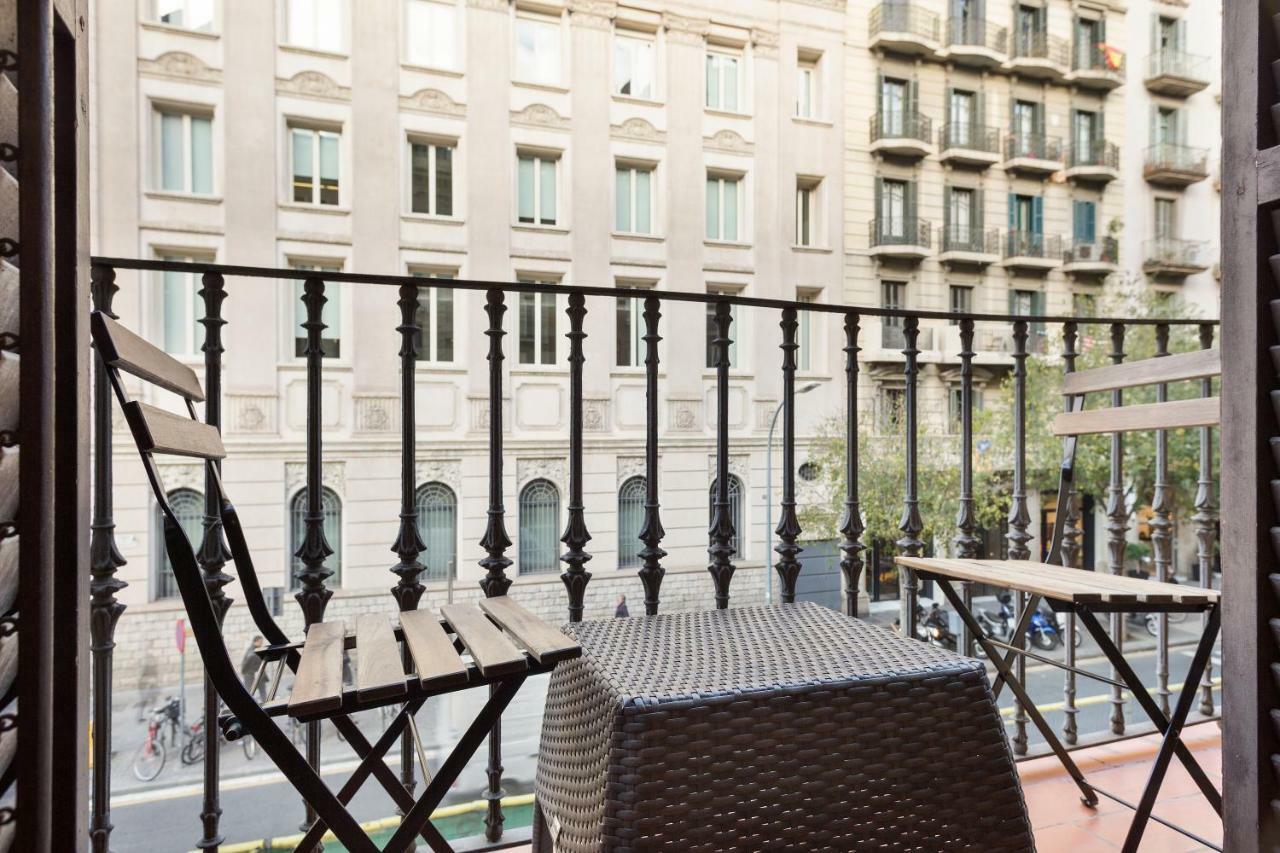 Stay U-Nique Apartments Eixample Center Barcelona Ngoại thất bức ảnh