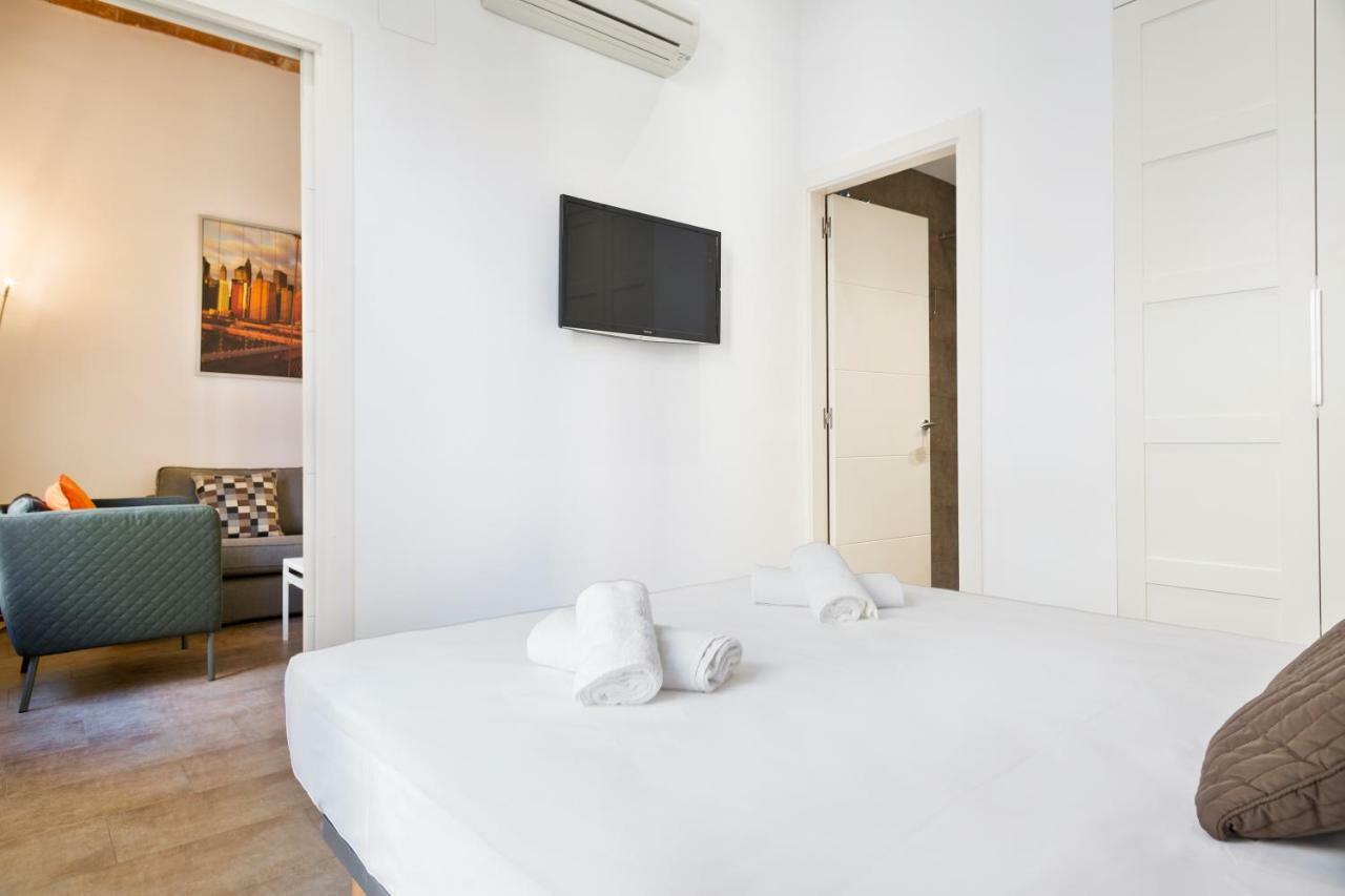 Stay U-Nique Apartments Eixample Center Barcelona Ngoại thất bức ảnh