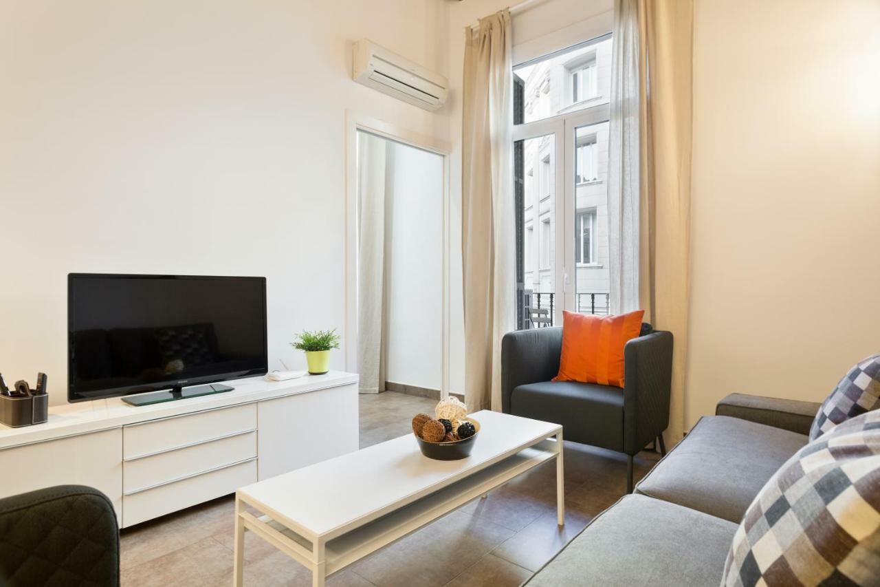 Stay U-Nique Apartments Eixample Center Barcelona Ngoại thất bức ảnh
